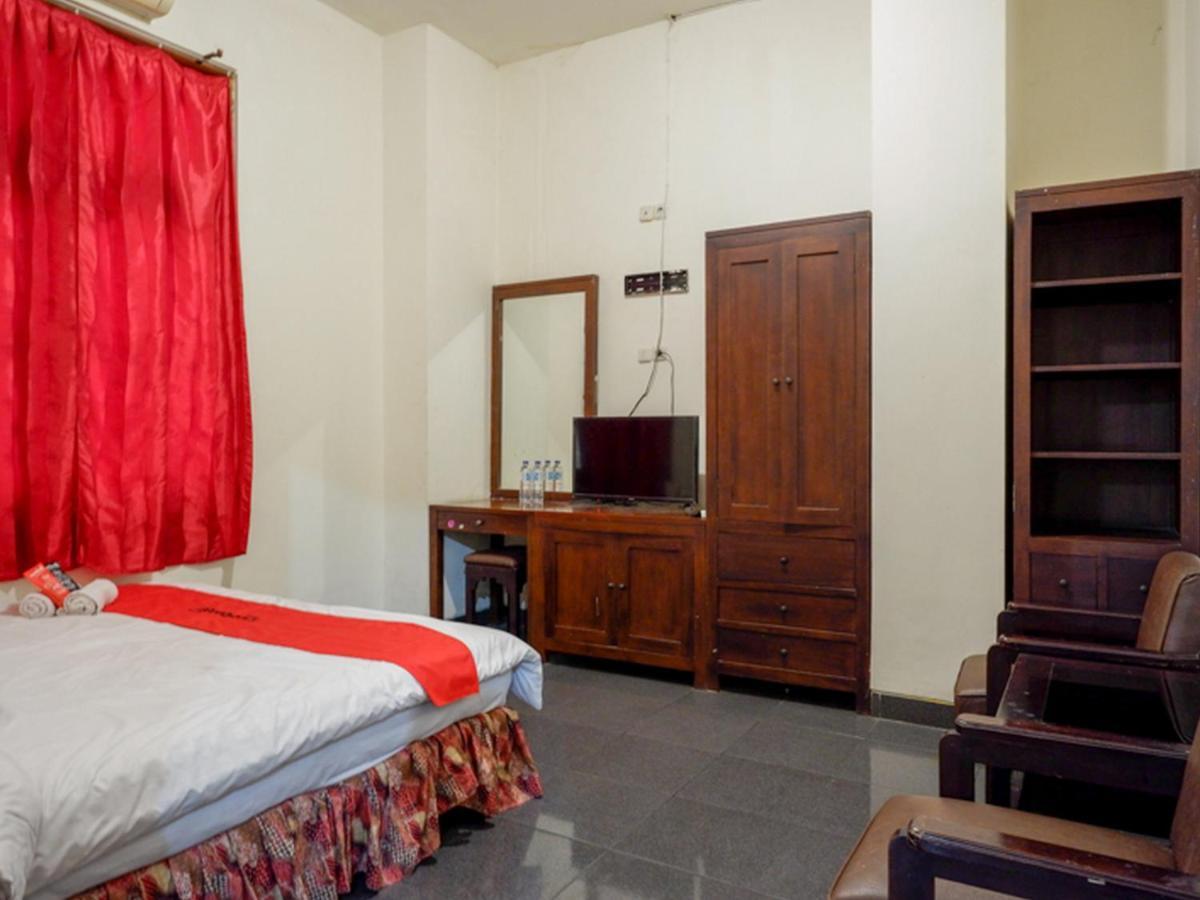 Reddoorz Near Tugu Yogyakarta Hotel Luaran gambar